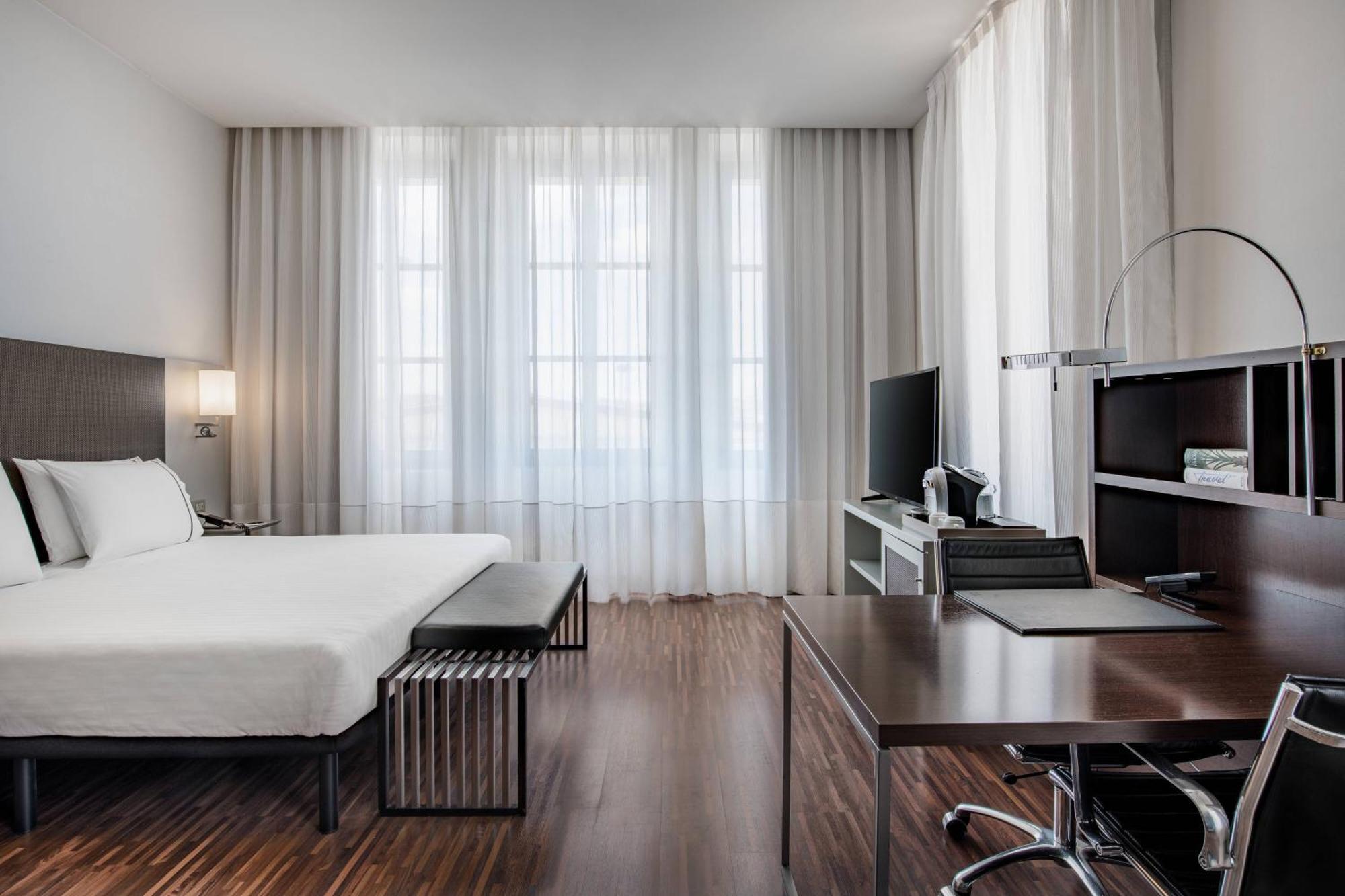 Ac Hotel Torino By Marriott Esterno foto